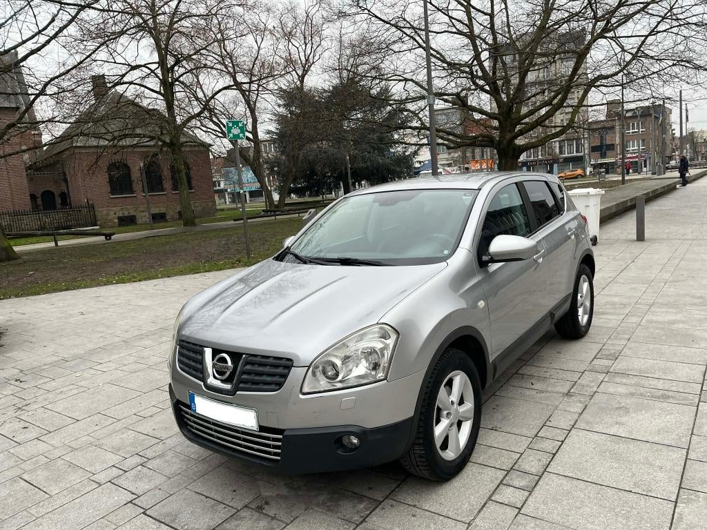 Nissan Qashqai 2.0i Benzine 4WD 4x4 Automaat Gekeurd, Auto's, Automaat, Zwart, 4 cilinders, Leder