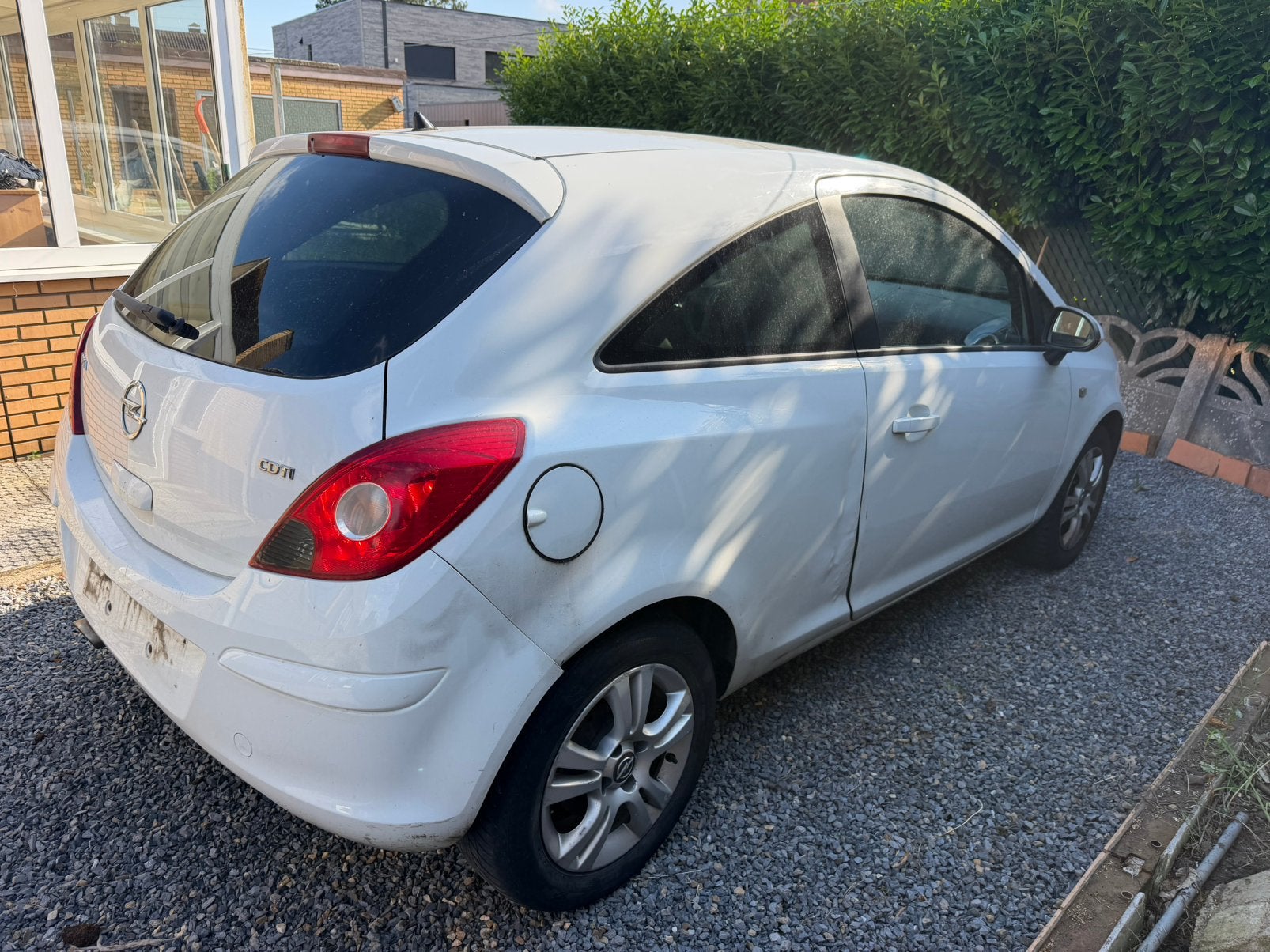 Opel Corsa 1.3 tdci jaar 2011 prijs 700 euro, Auto's, Euro 5, Bedrijf, 5 deurs, Corsa
