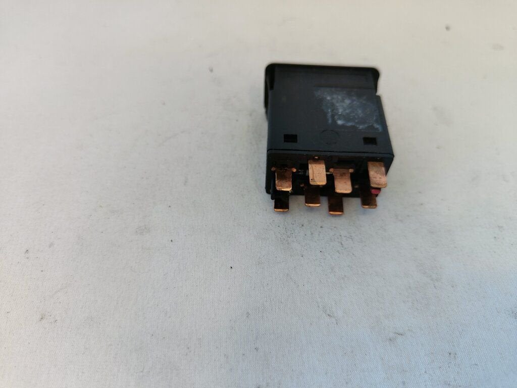 Alarmlicht schakelaar BMW 3 / 5 serie E30 E28  61311367341 1, Gebruikt, -, -, Ophalen of Verzenden