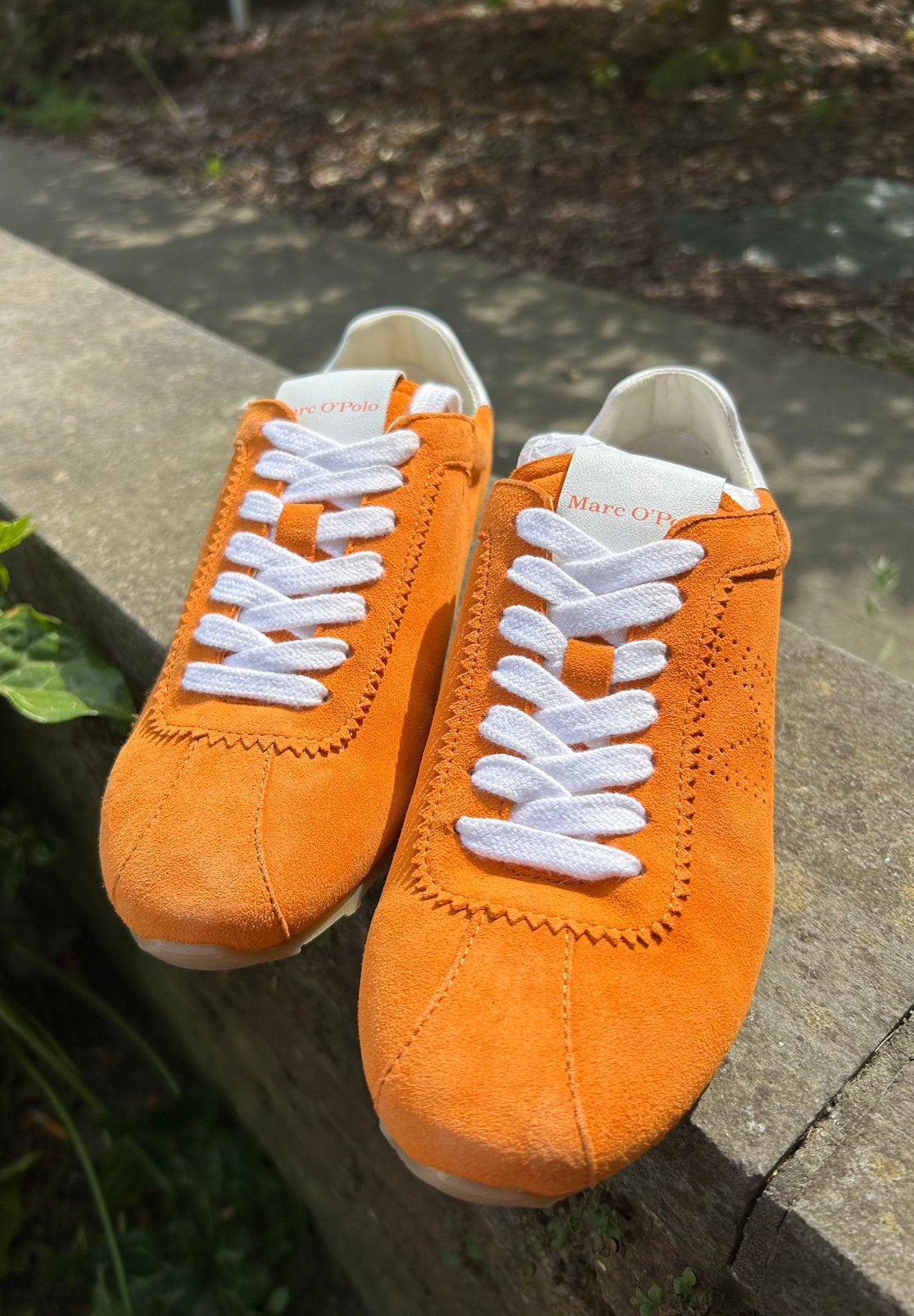 Marc O'Polo Oranje Suède Sneakers - Maat 37 - Nieuw, Kleding | Dames, Schoenen, Ophalen, Zo goed als nieuw, Wit, Sneakers