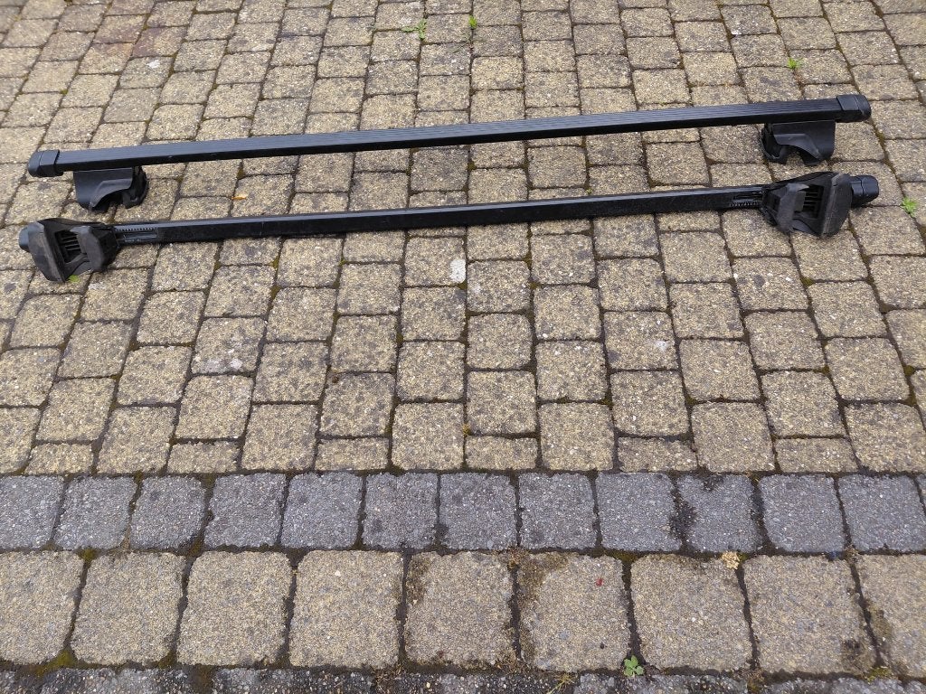 Barres de Toit universelles Thule 140cm, Autos : Pièces & Accessoires, Enlèvement, Utilisé