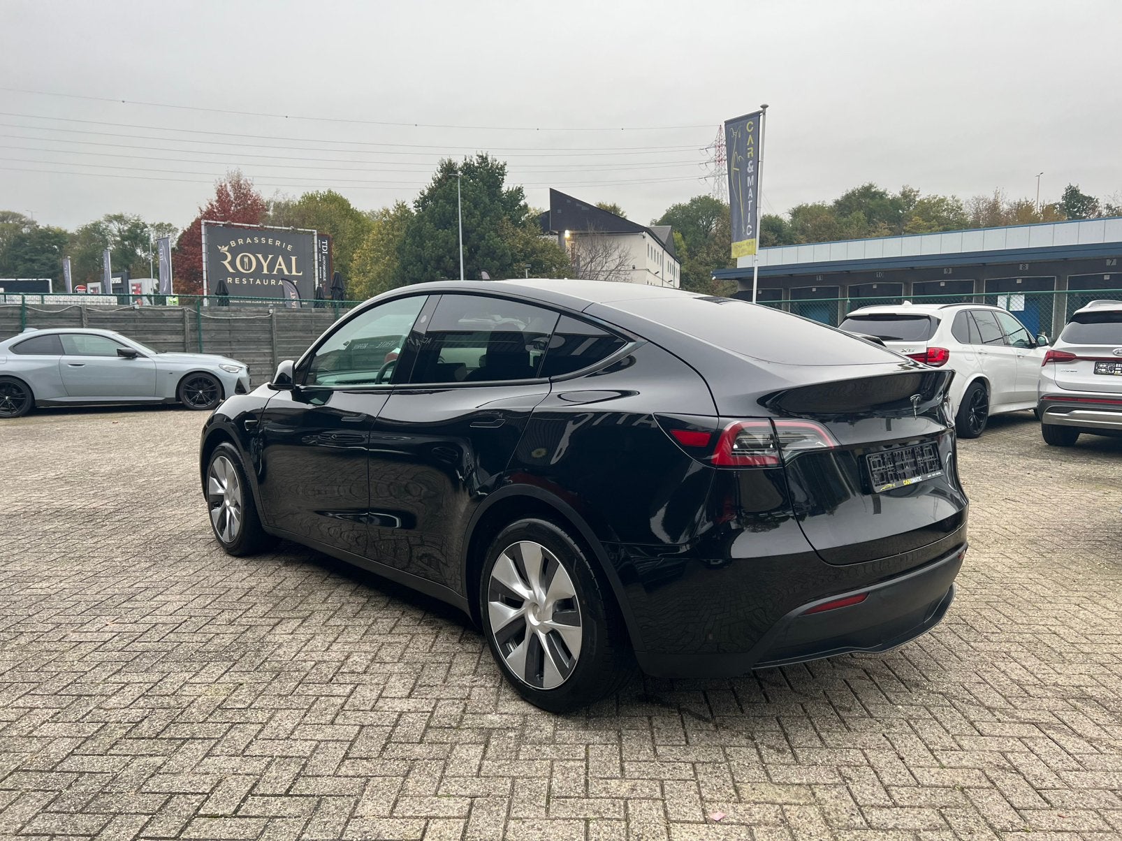 Y 300CV // 2025 // 400KM Autonomie // Garantie 2034…, Auto's, Bedrijf, 5 zetels, Model Y, Te koop