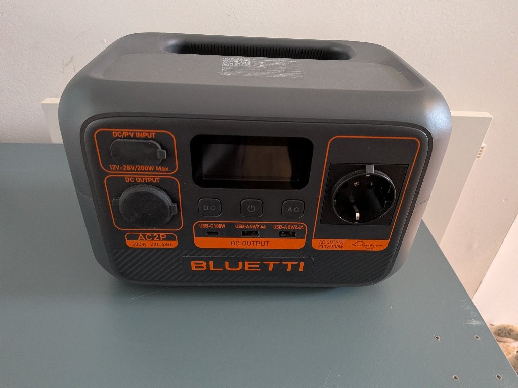 Bluetti power station, Bricolage & Construction, Panneaux solaires & Accessoires, Utilisé, Panneau, Enlèvement