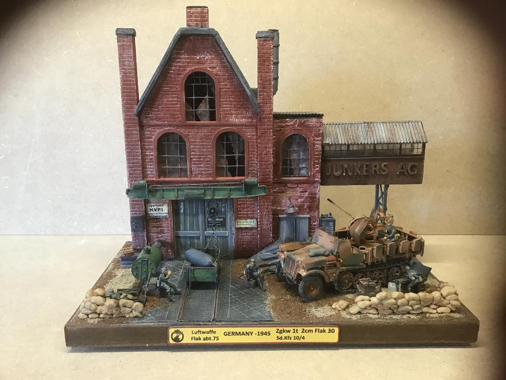 Diorama militaire sdkfz 10/4 luftwaffe zgkw 1t 2cm 30 flak, Enlèvement, Comme neuf, 1:35 à 1:50, Diorama