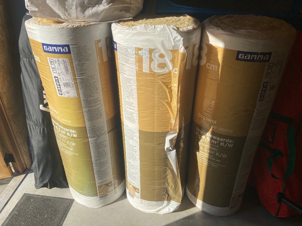 3 Gamma Isolatie glaswol rollen, Doe-het-zelf en Bouw, Ophalen, 12 cm of meer, Nieuw, Muurisolatie