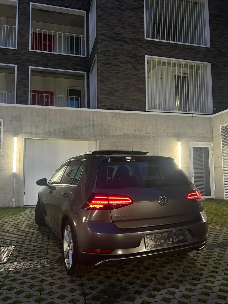 VW GOLF 7.5 JOIN | BENZINE | AUTOMAAT | PANO…, Auto's, Parkeerassistent, Stof, 4 cilinders, 1395 cc