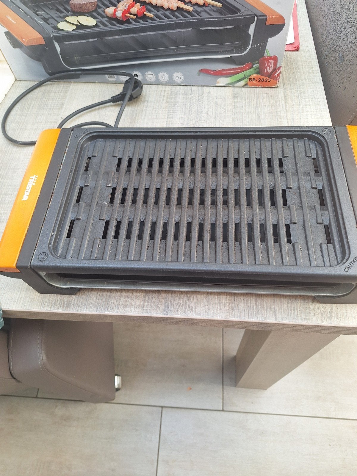 bbq électrique de table, Enlèvement, Utilisé, Tristar