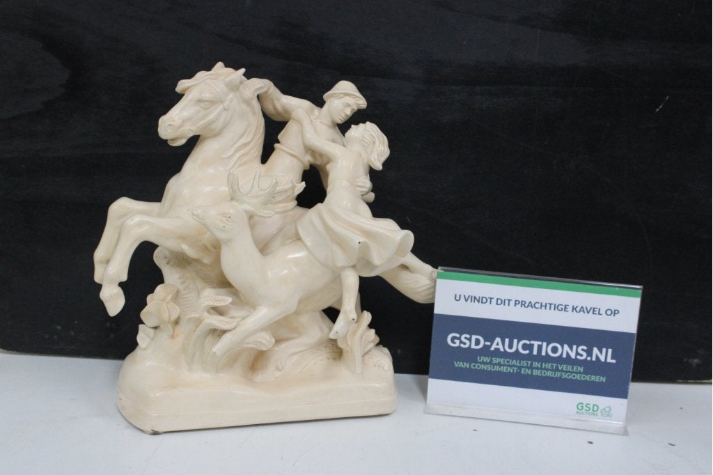 Vintage Beeld van ruiter en dame op paard met hert