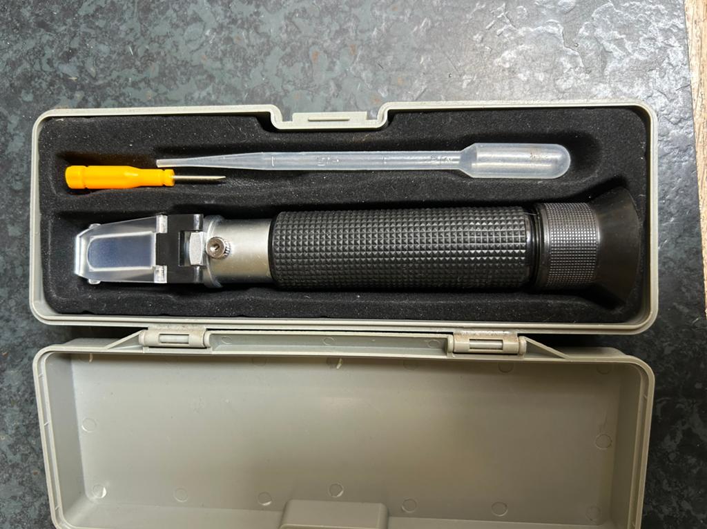 Refractometer 0-18 Plato met ATC, Ophalen of Verzenden, Gebruikt