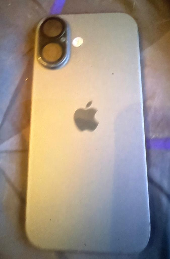 Iphone 17 nieuw vast prijs 720, Ophalen, Zo goed als nieuw, IPhone 17, Glas