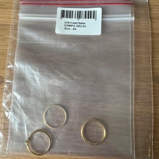 Samenstelling van les petites précieuses ringen € 80, Nieuw, Ophalen of Verzenden, 17 tot 18, Met edelsteen