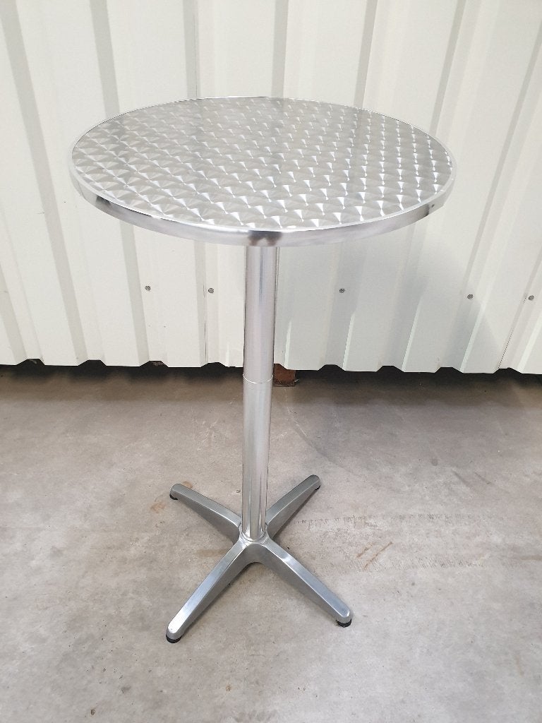 Aluminium statafel. Het kan geleverd worden., Ophalen, Zo goed als nieuw