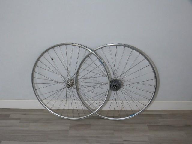 set koersfiets willen campagnolo record naaf,Rigida velgen, Vélos & Vélomoteurs, Campagnolo, Comme neuf, Enlèvement, Aluminium