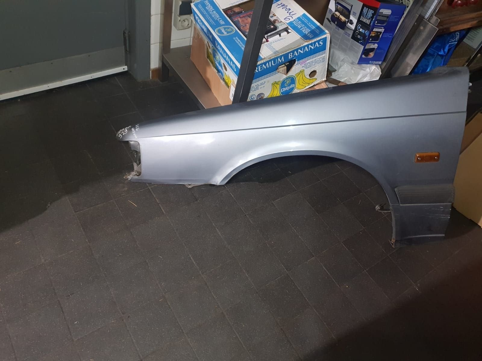 MAZDA 929 VOORSCHERM LINKS BJ 1987, -, Garde-boue, Utilisé, -