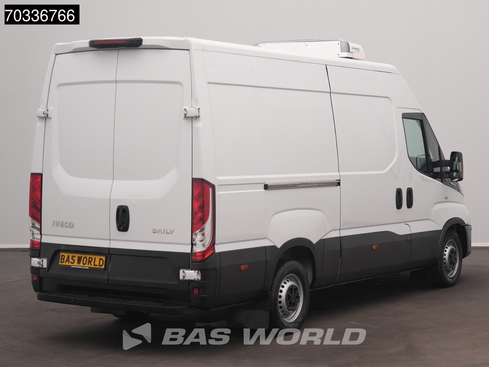 Iveco Daily 35S16 Automaat Koel/Vrieswagen Kerstner Thermoki, Autos, Achat, Euro 6, Entreprise, Volant multifonction