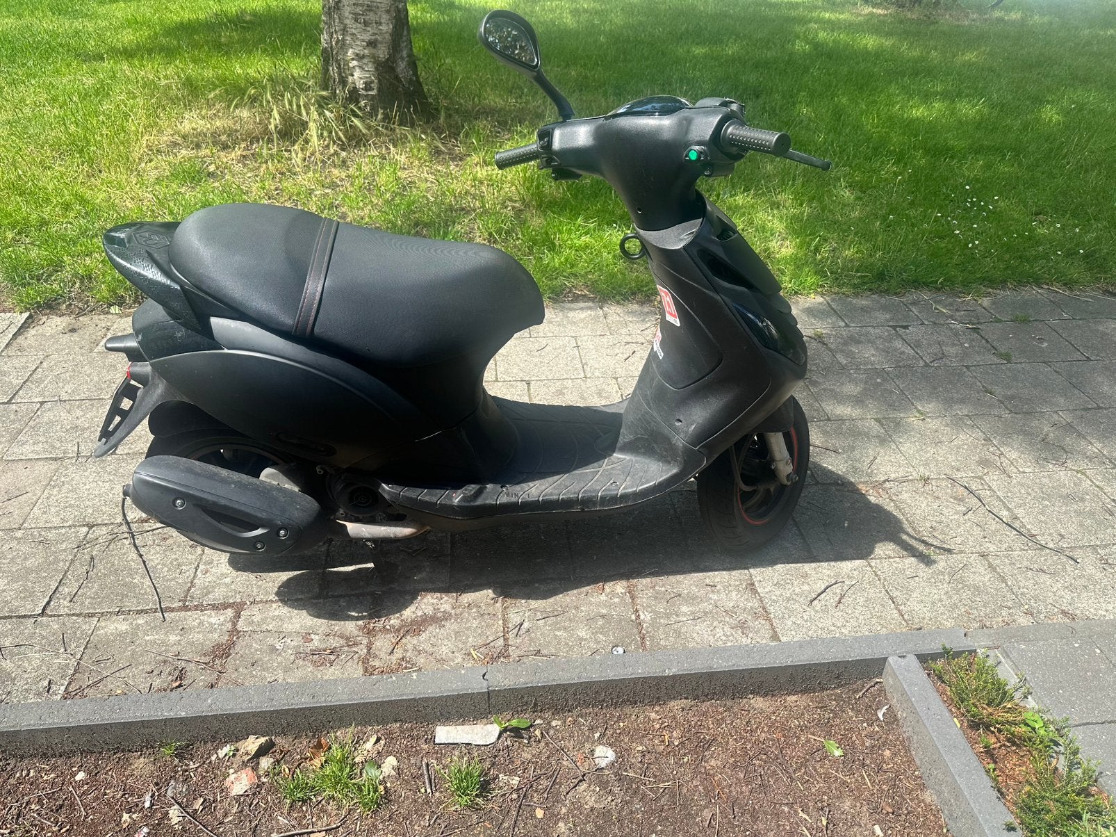 Piaggio zip i-get 2024, Fietsen en Brommers, Ophalen, Zo goed als nieuw, Zip