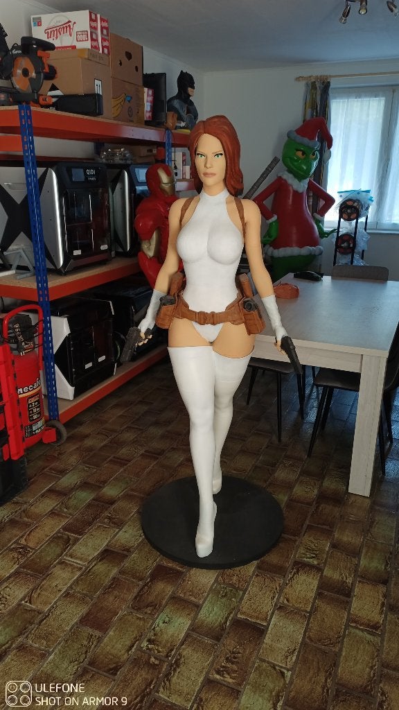 Black Widow Lifesize impression 3D avec défauts, Enlèvement, Comme neuf, Film, Statue, Réplique ou Modèle