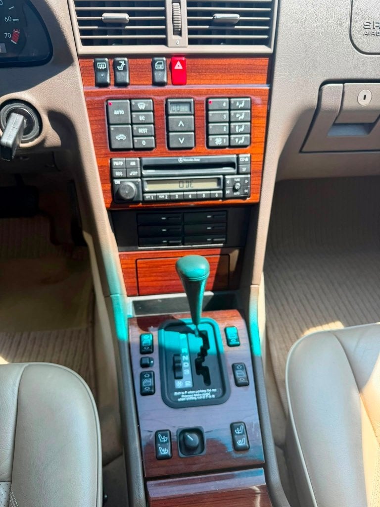 Mercedes C280 Elegance Benzine Oldtimer, foto 10