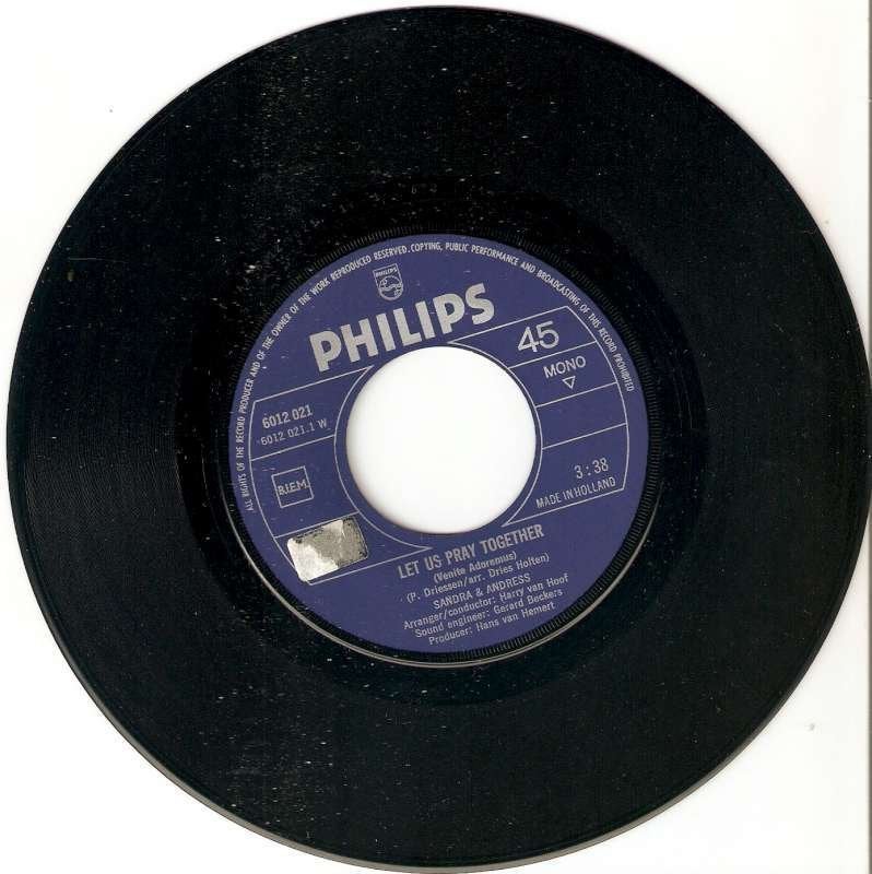 single Sandra & Andres - Let us pray together, CD & DVD, Vinyles Singles, Enlèvement ou Envoi, Comme neuf, Religion et Gospel