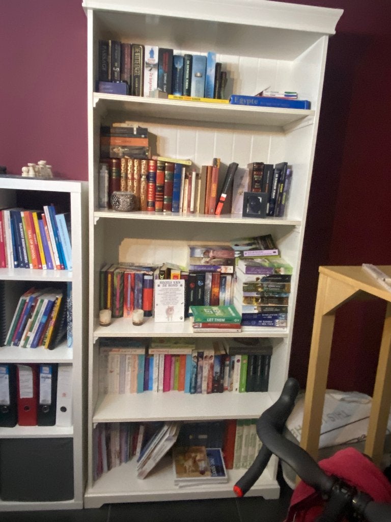 Witte boekenkast, Ophalen, Met plank(en), Gebruikt, 200 cm of meer