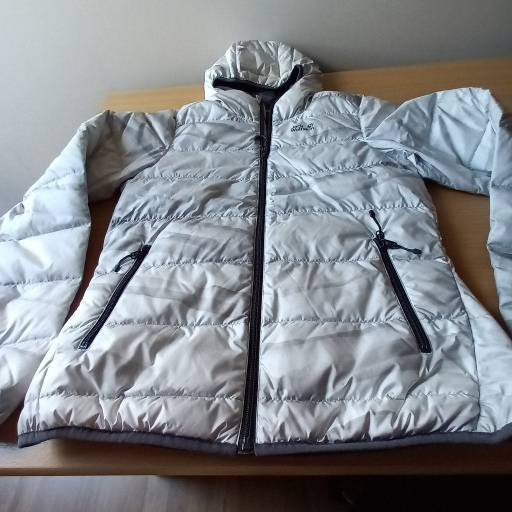 Veste doudoune gris clair, Kleding | Dames, Overige Dameskleding, Jack Wolskin, Ophalen, Zo goed als nieuw