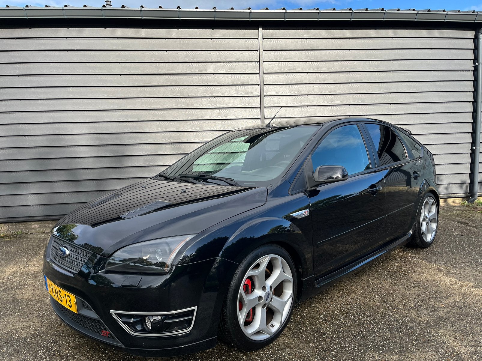 Ford focus ST 225 mk2 2.5 20V Turbo 5D 2006, Auto's, Stof, Zwart, Particulier, Onderhoudsboekje