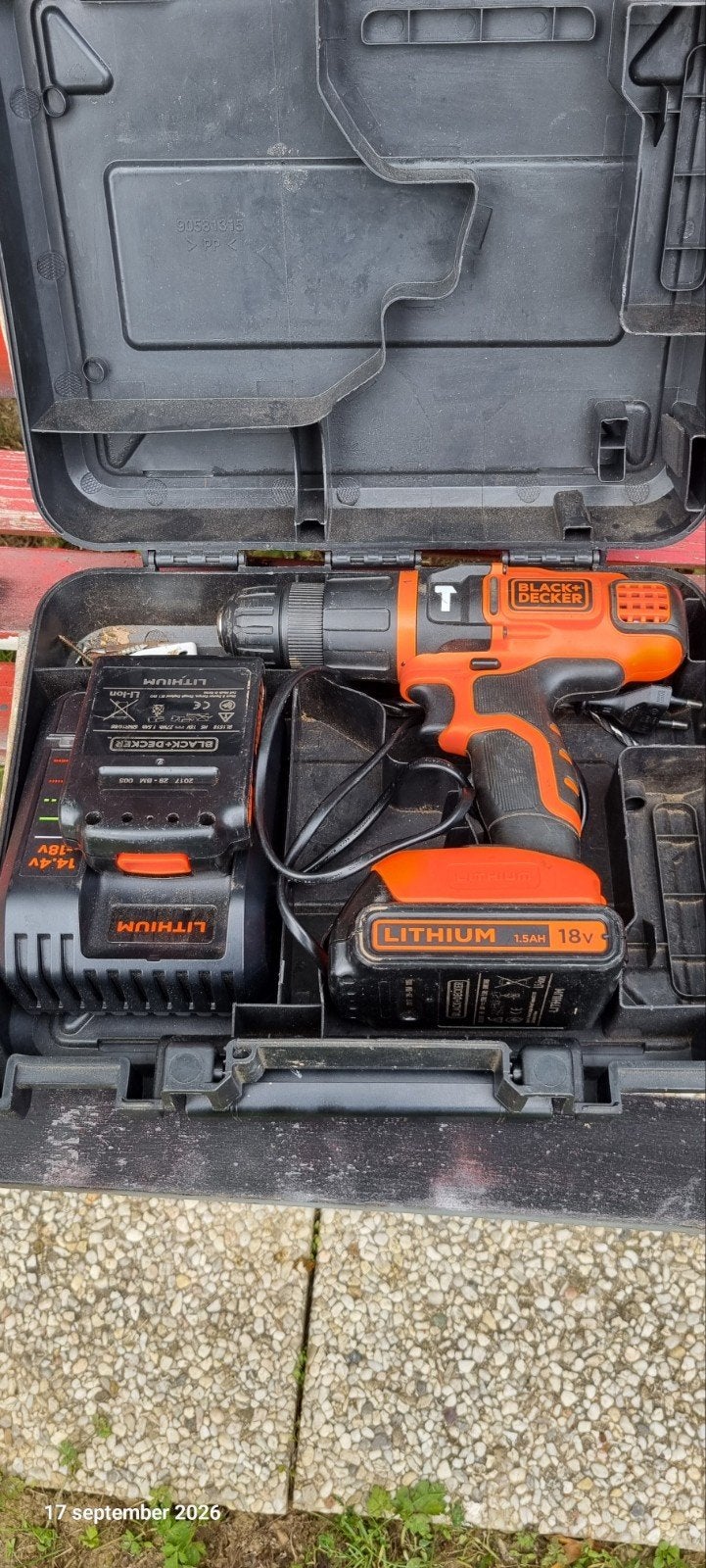 Perceuse et visseuse  Black and Decker, Enlèvement
