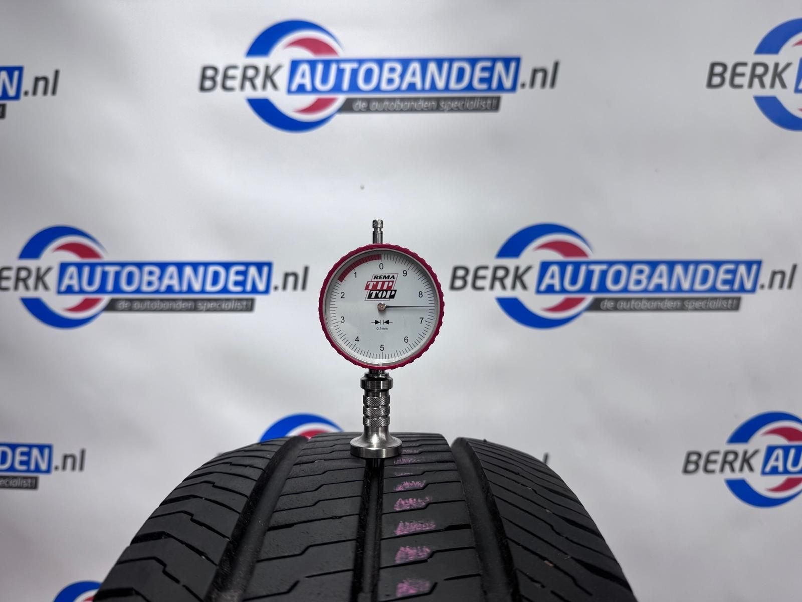 2x Continental Vancontact Eco 215/65 R15C 104/102T 215/65/15, 15 pouces, 215 mm, Pneus été, Pneu(s)