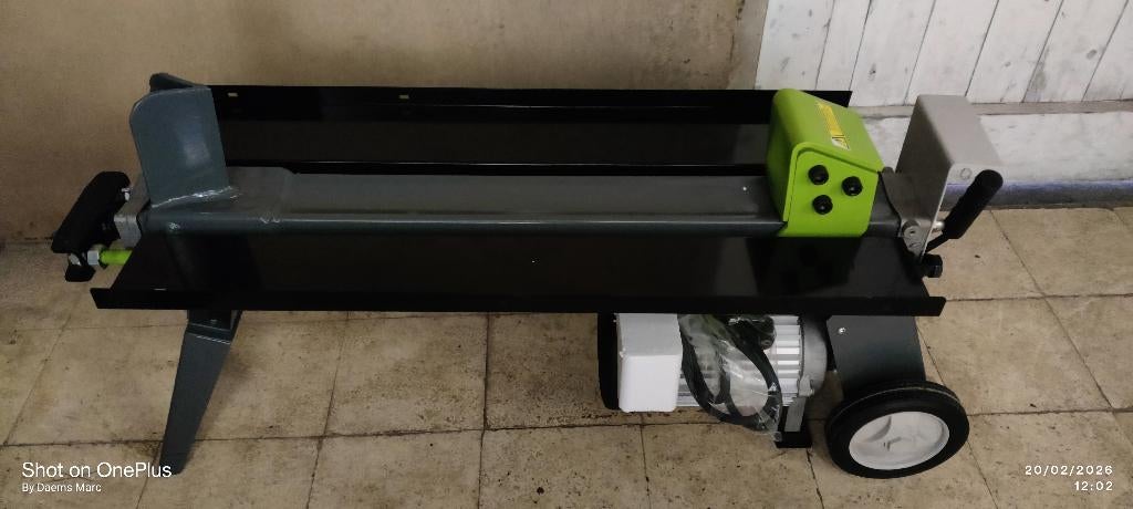 houtkliefmachine 7 ton, Ophalen, Nieuw