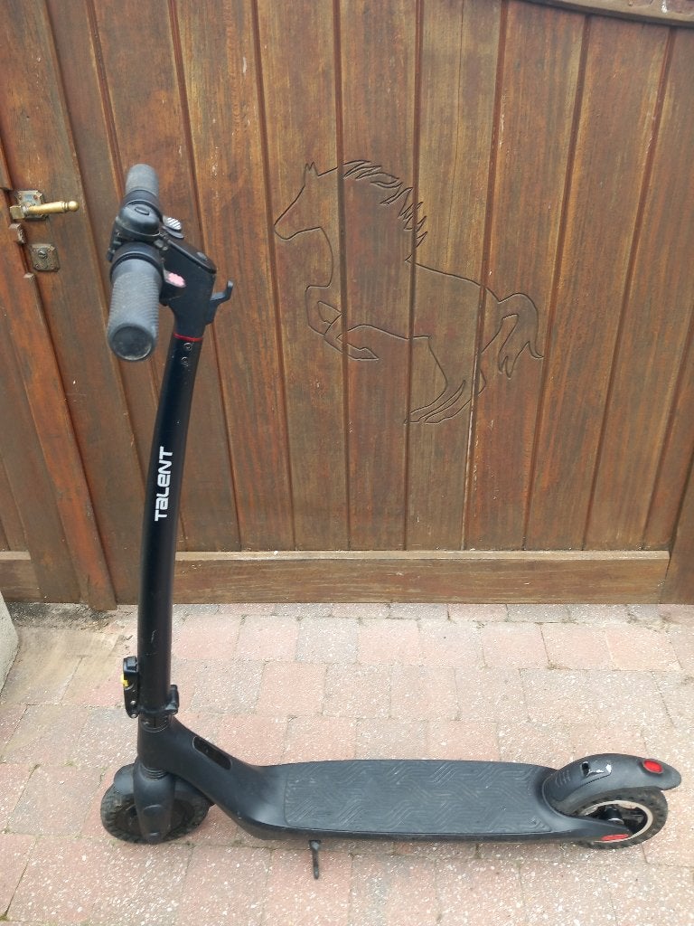 Elektrische step, Fietsen en Brommers, Steps, Ophalen, Gebruikt, Elektrische step (E-scooter), Overige merken
