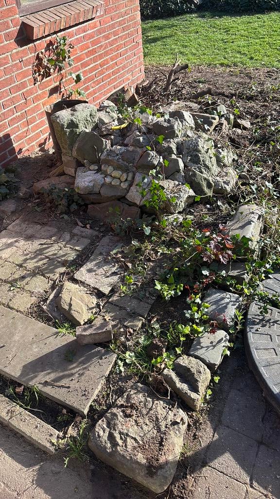 Vijver stenen zelf afbreken, Tuin en Terras, Ophalen, Zo goed als nieuw