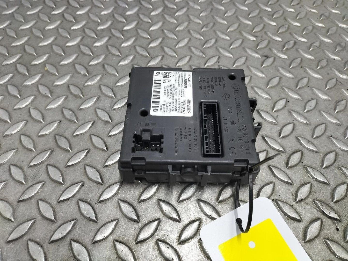 DACIA DUSTER COMPUTER ECU 285903556R 2018, Ophalen of Verzenden, Gebruikt, ARN erkend