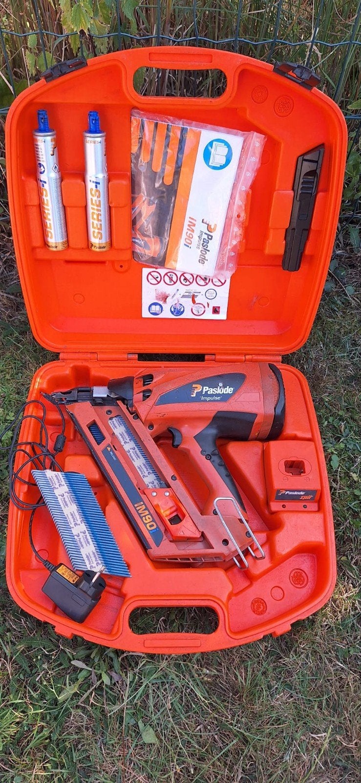 PASLODE IM 90i spijkermachine Nagelpistool, Ophalen