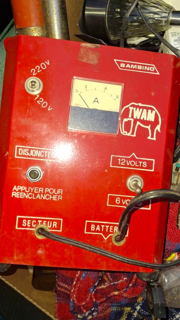 Retro Bambino twam acculader, Ophalen, Gebruikt