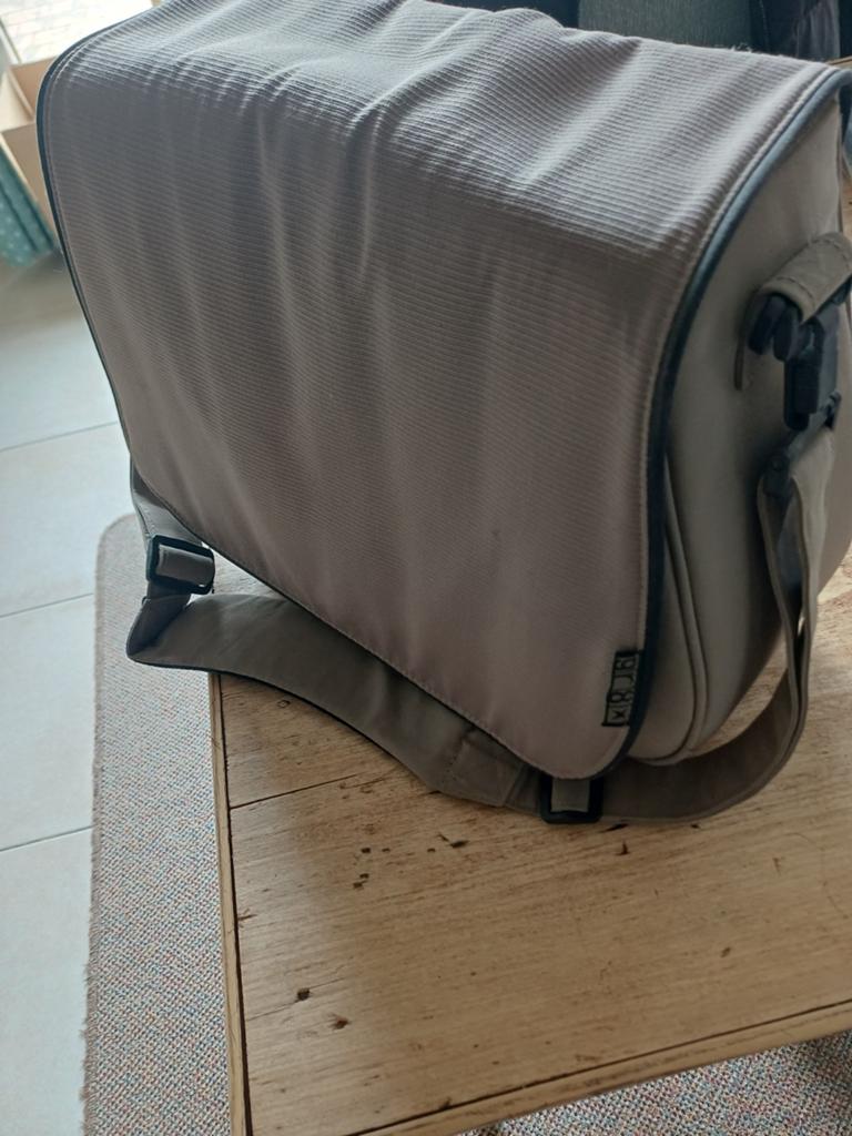 Sac à couches gratuit, Enfants & Bébés, Enlèvement