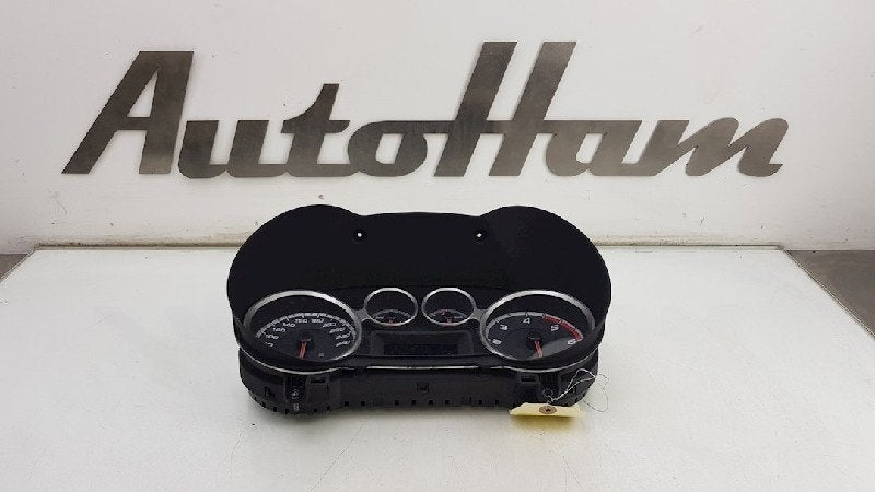INSTRUMENTS DE BORD MiTo (955) (|50520884|A2C53424656|), Utilisé, Alfa Romeo, Continental AG, Continental-Plaza 1
30175  Hannover, DE