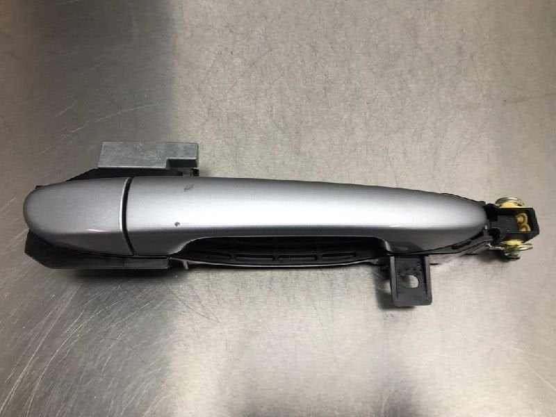 PORTIERGREEP BUITEN RECHTS VOOR Mazda 2 (DJ / DL), Gebruikt, Voor, Mazda