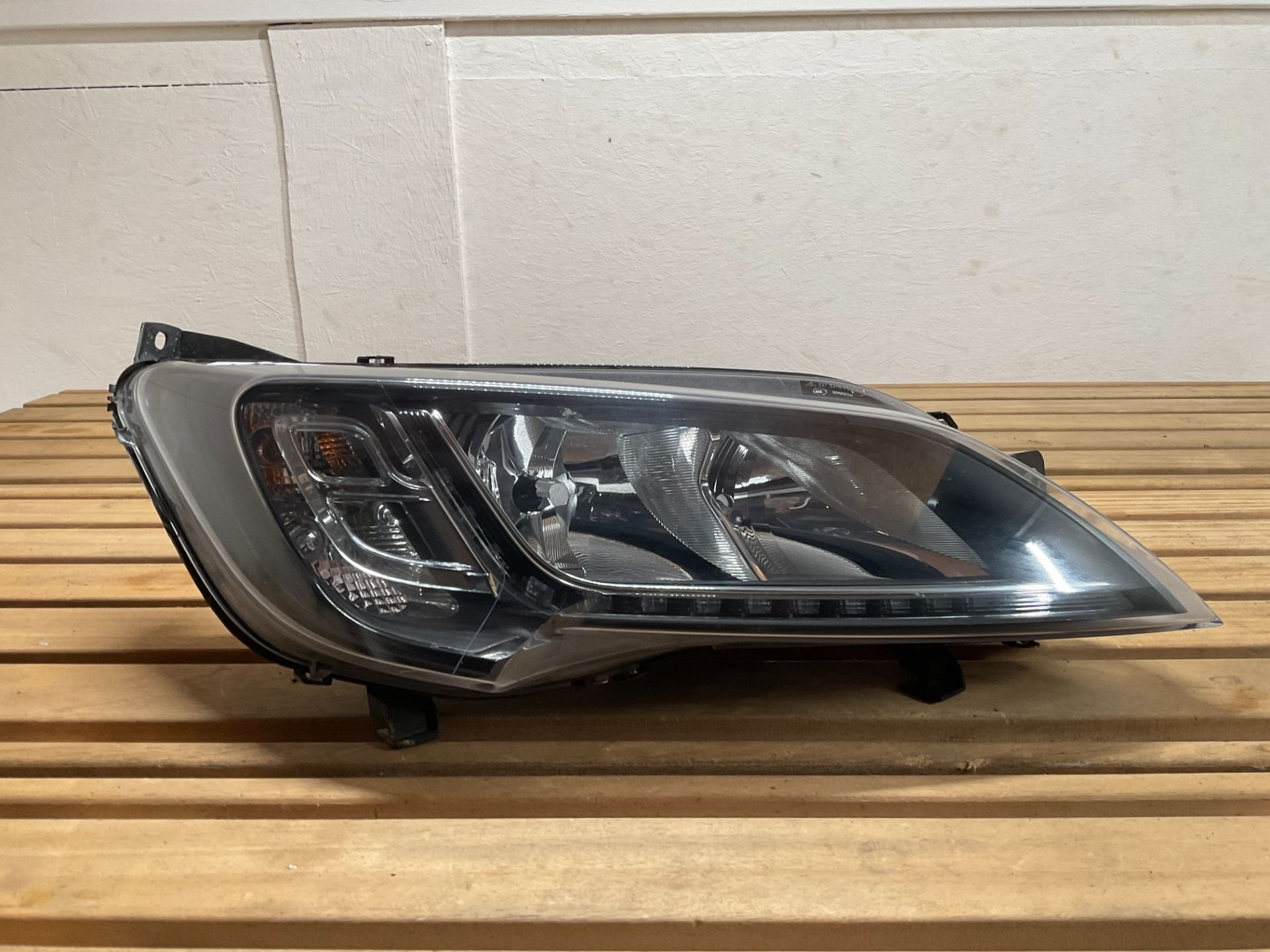 Koplamp Fiat Ducato 1394425080 LED Rechts Fi-8507, Gebruikt, Stellantis Europe S.p.A., Info@stellantis.com, Corso Giovanni Agnelli 200
10135  Turin, IT