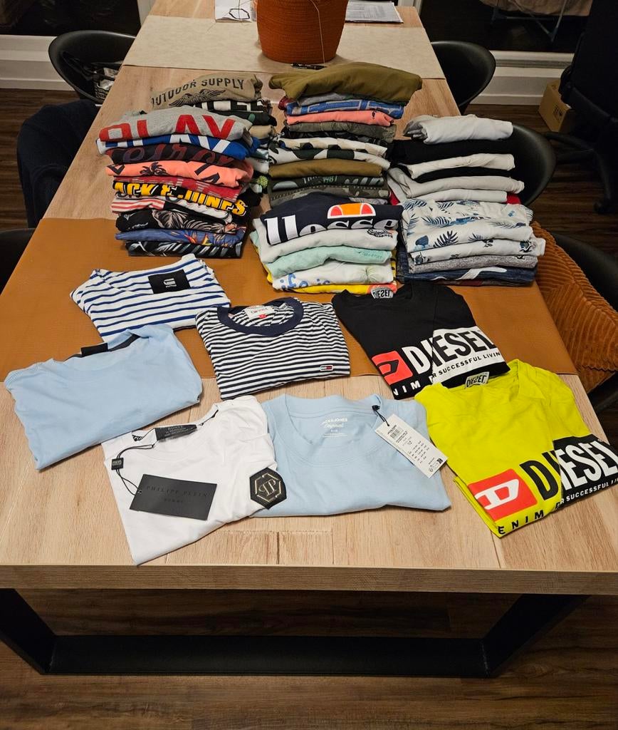 Merken t-shirts heren small en medium (54 stuks), Ophalen of Verzenden, Zo goed als nieuw, Maat 48/50 (M)