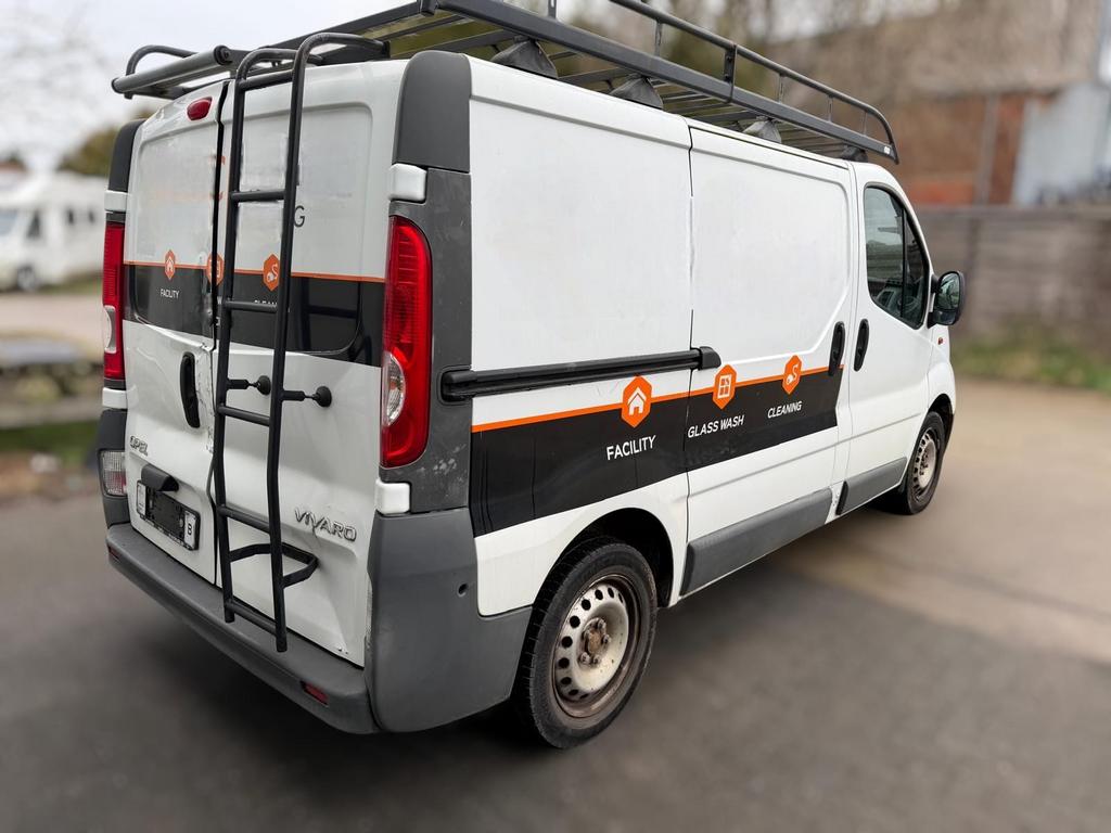 Opel Vivaro 2.0d | Dakdrager | Schuifdeur | 1ste eigenaar, Auto's, Stof, Vivaro, Wit, Bedrijf