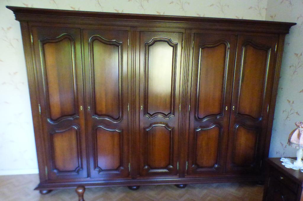 2 pers slaapkamer in prima staat, Huis en Inrichting, Slaapkamer | Complete slaapkamers, Zo goed als nieuw, Tweepersoons, Ophalen