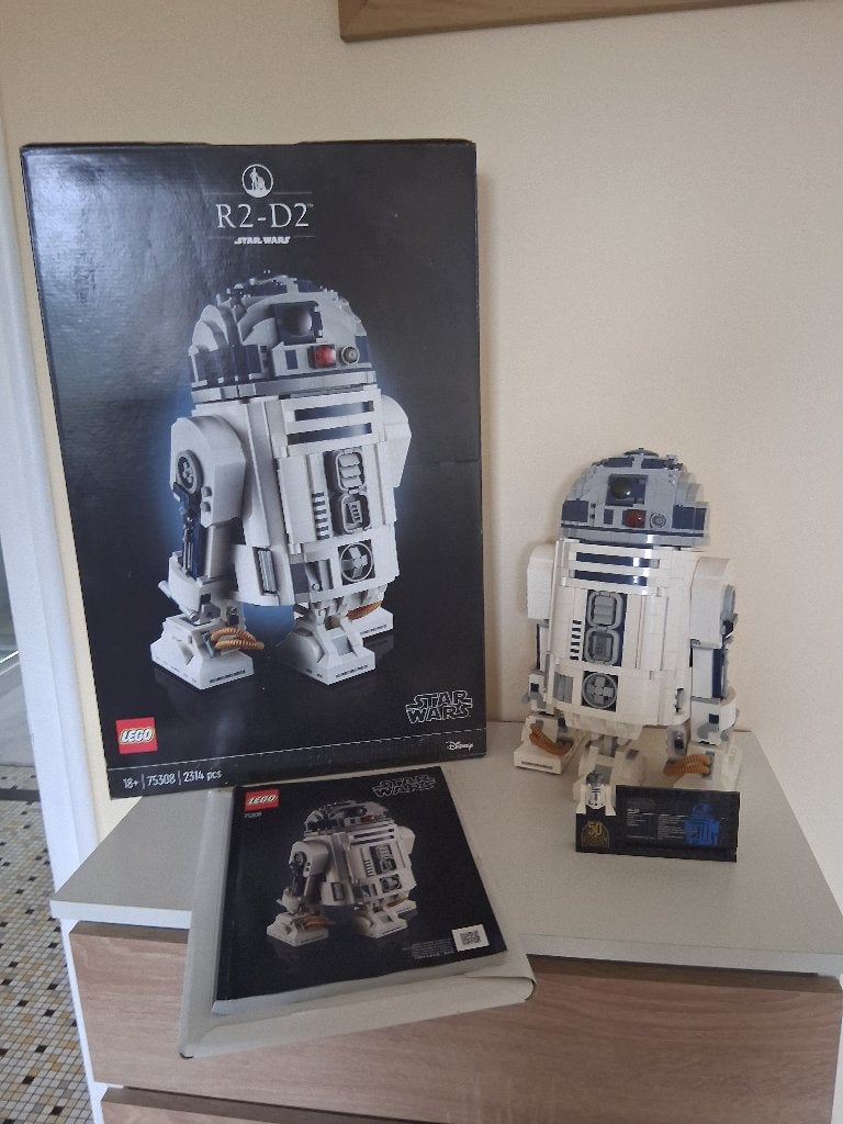 lego starwars R2D2, Enfants & Bébés, Jouets | Duplo & Lego, Instructions incluses, Star Wars, Lego, Ensemble complet