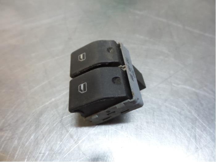 Commutateur vitre électrique d'un Seat Ibiza (Ibiza 02-), Autos : Pièces & Accessoires, -, 3 mois de garantie, Utilisé, -