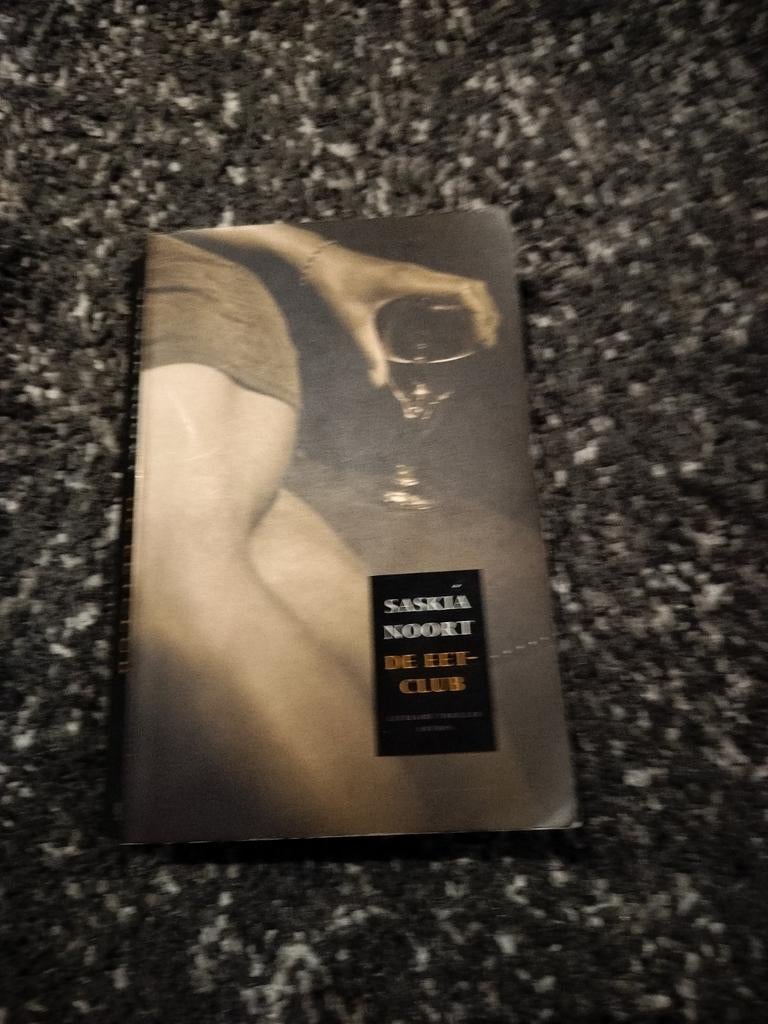 Saskia Noort - De eetclub, Boeken, Ophalen of Verzenden, Saskia Noort