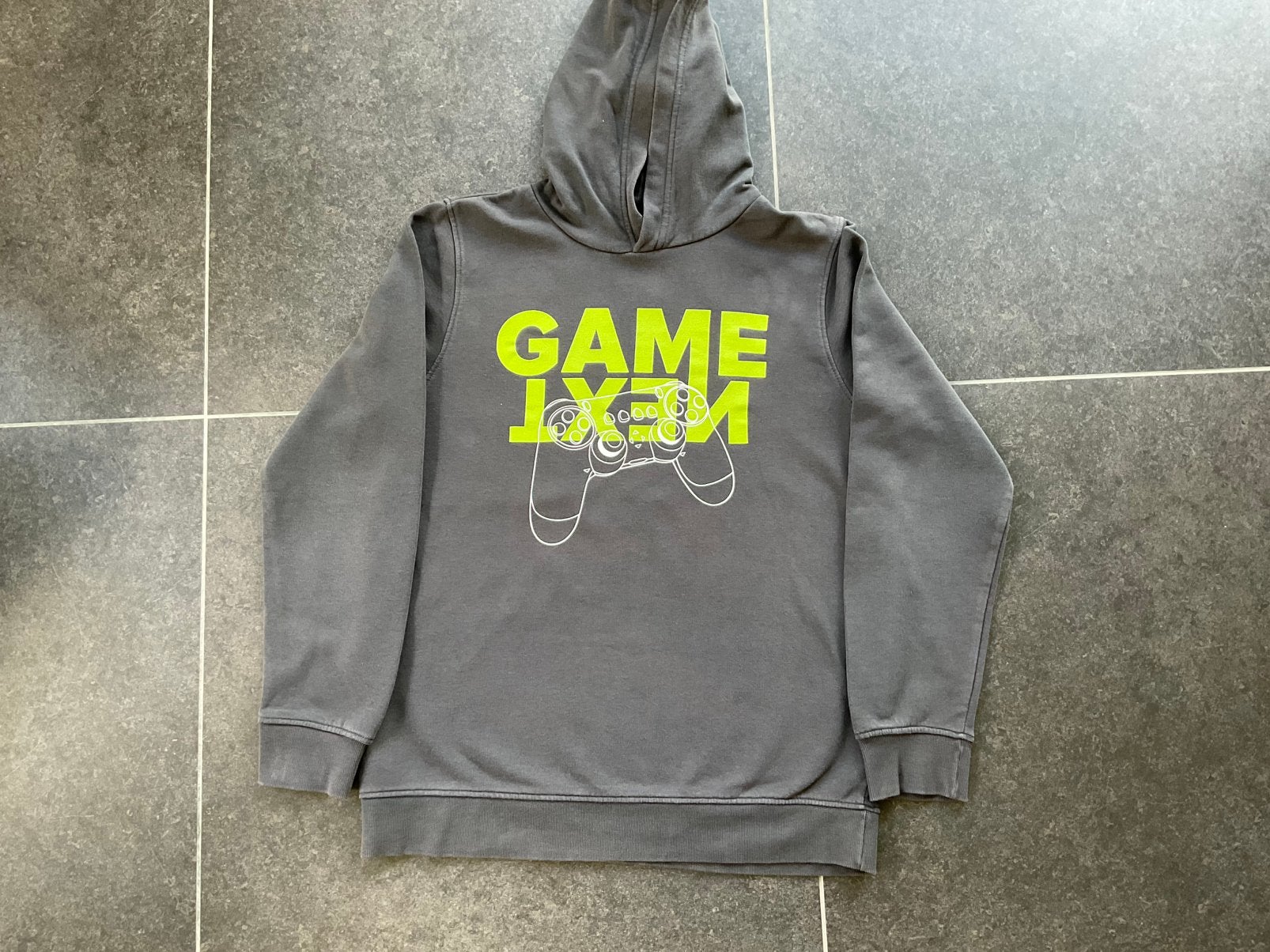 Grijze hoodie met kap, Kinderen en Baby's, Ophalen of Verzenden, Gebruikt, Jongen