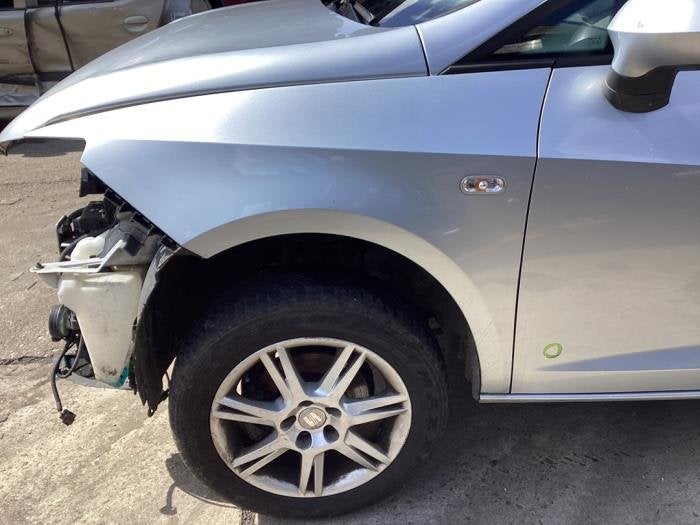 Aile avant gauche d'un Seat Ibiza (LS7Y), Autos : Pièces & Accessoires, -, 3 mois de garantie, Utilisé, -
