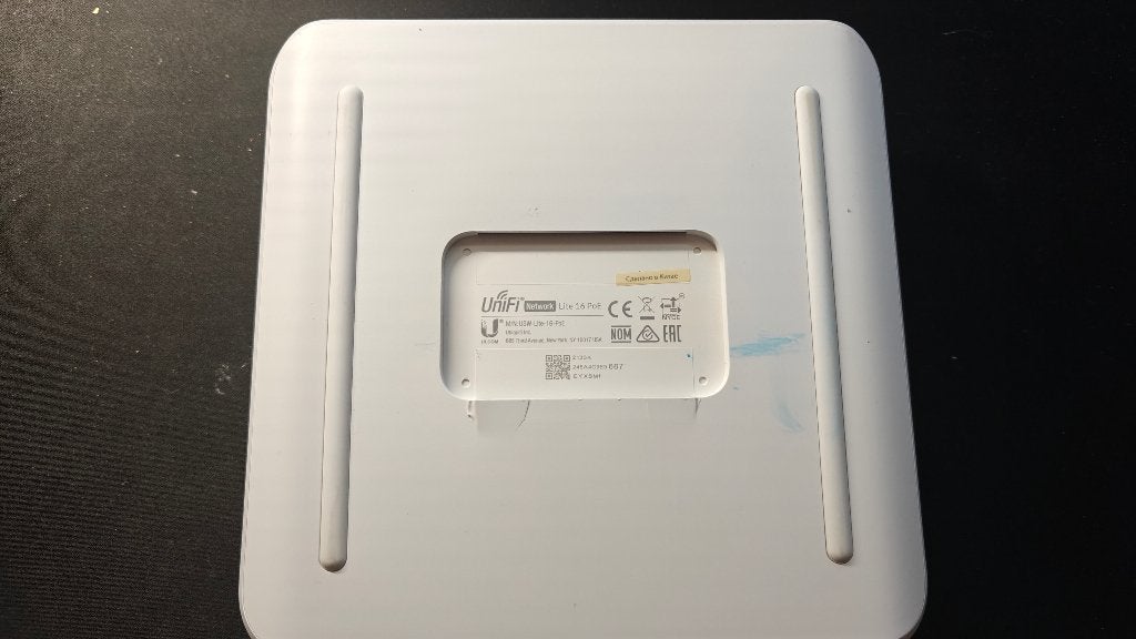 Unifi-schakelaar USW Lite 16 PoE, Computers en Software, Netwerk switches, Ophalen of Verzenden, Gebruikt