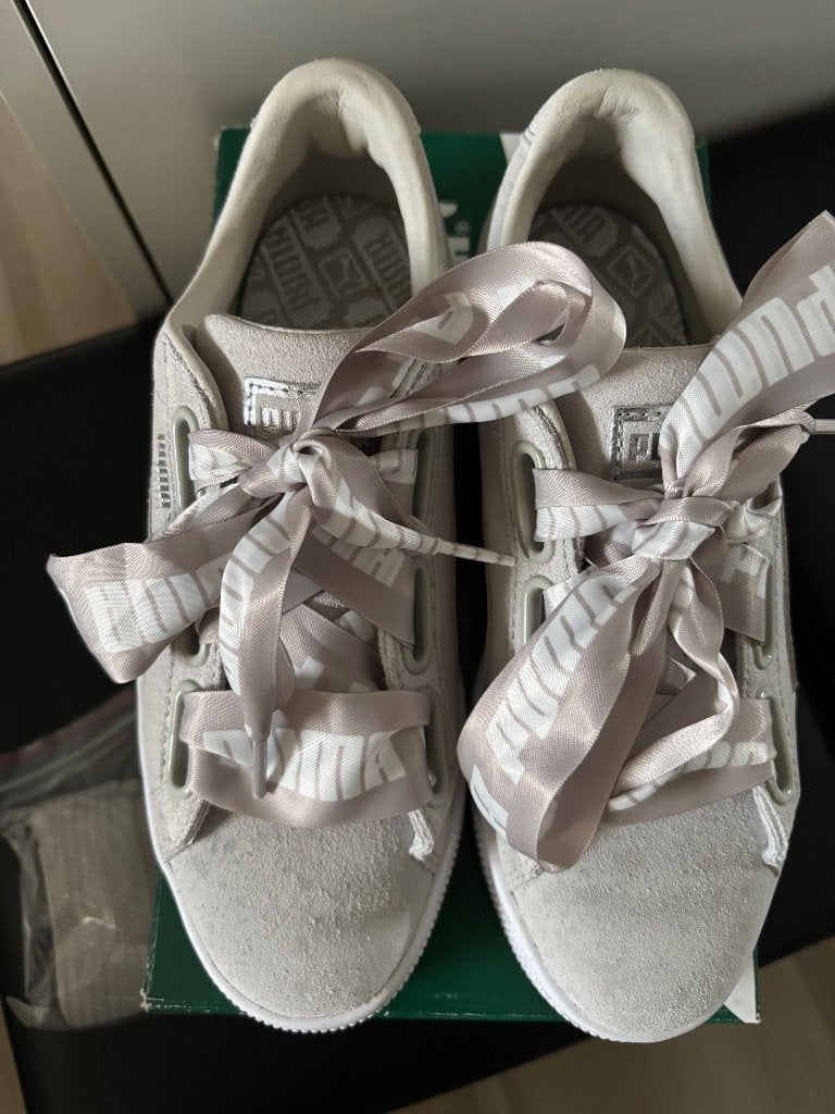 Puma grijze sneaker maat 37 als nieuw, Ophalen, Puma, Zo goed als nieuw, Sneakers