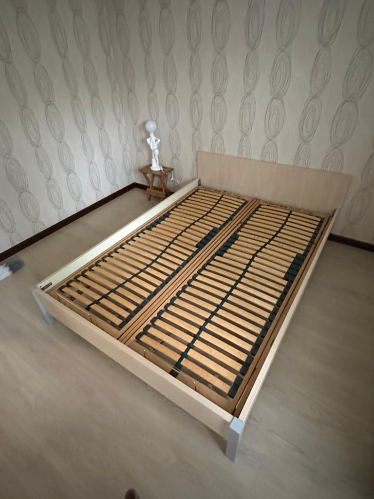 Complete slaapkamer met kast en bed 140x200, Ophalen, 140 cm, Zo goed als nieuw, Twijfelaar