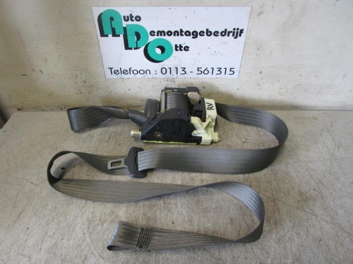 Ceinture de sécurité avant droite d'un Fiat Punto (Punto 9, Autos : Pièces & Accessoires, -, 3 mois de garantie, Utilisé, Fiat